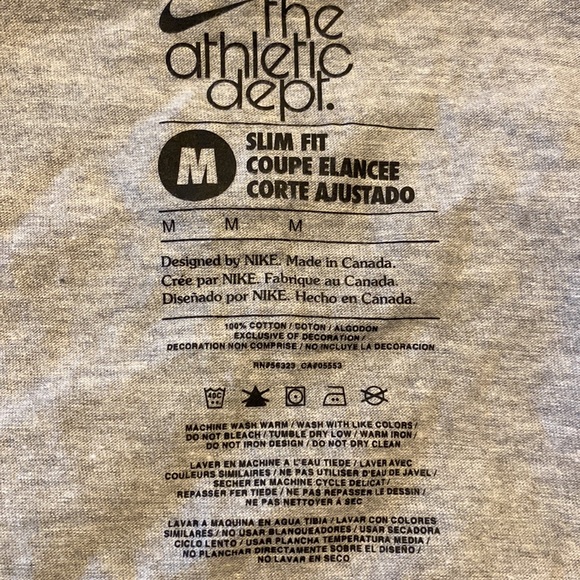 Canada Nike T-shirt - Picture 3 of 3